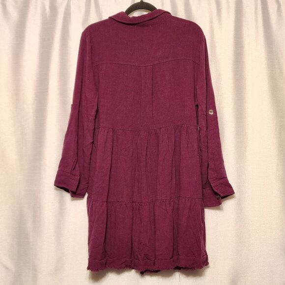 White Birch Linen Blend Tiered Magenta Raw Hem Cuff Short Sleeve Dress - Picture 3 of 8